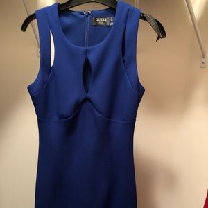 Guess keyhole fitted sheath dress in size 4